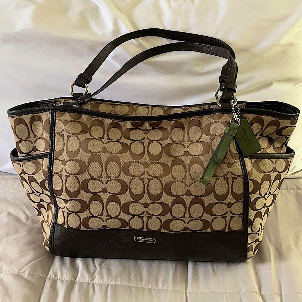 Coach shoulder bag